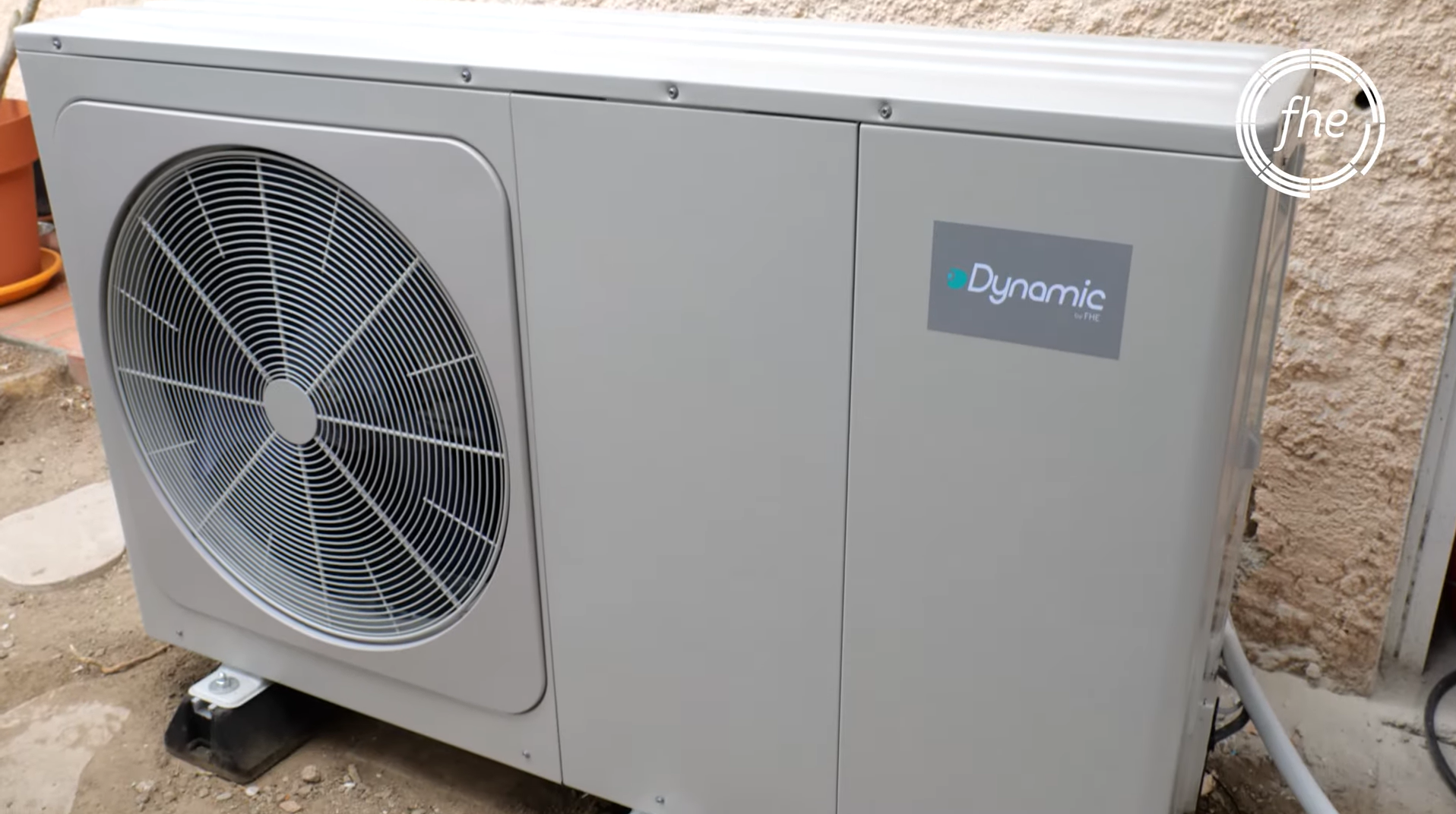 Installation d'une pompe à chaleur dans le cadre d'une installation solaire chez un particulier